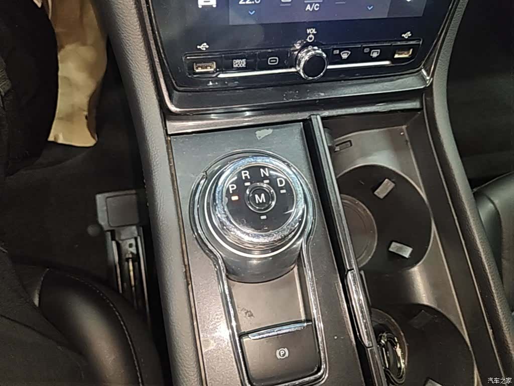 Ford Taurus, 2021 14