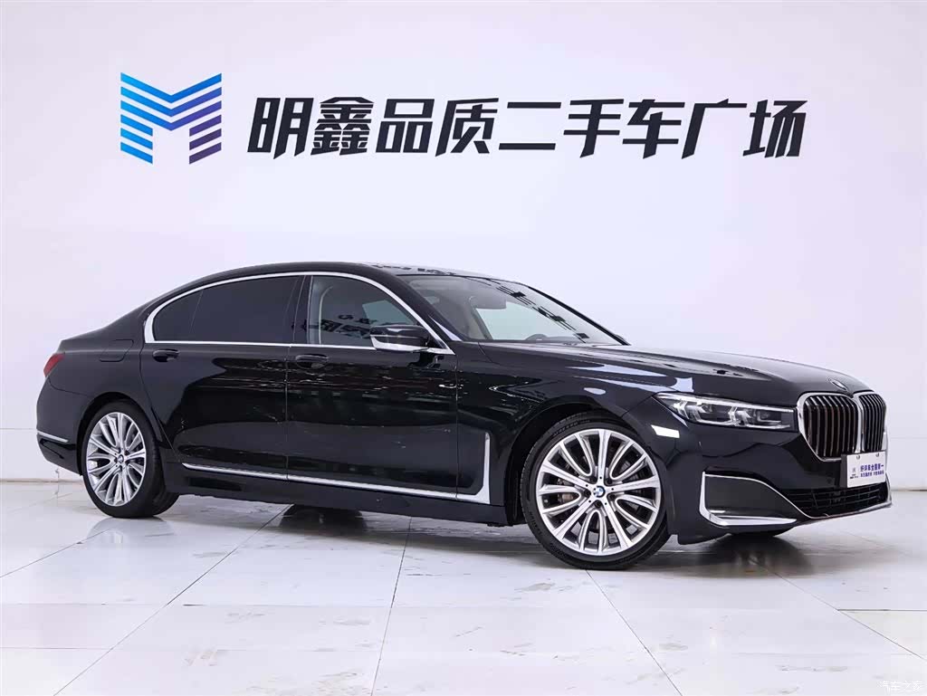 BMW 7 Series, 2022 все фото