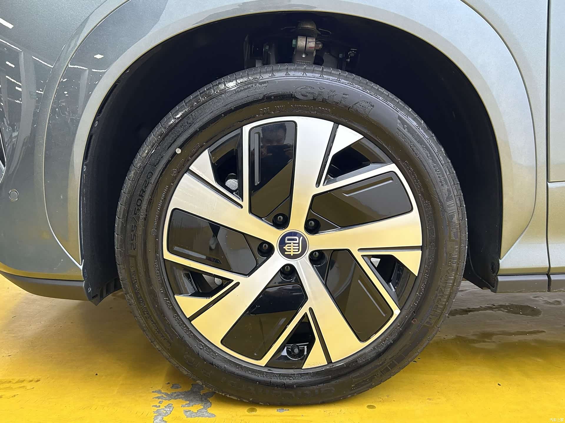 BYD Tang, 2025 10