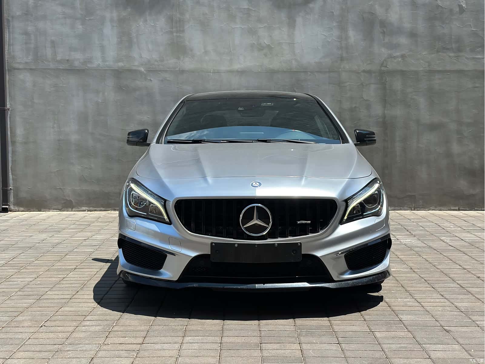 Mercedes-Benz CLA, 2015 2