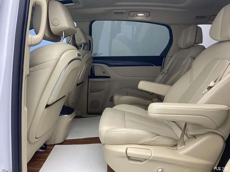 Buick GL8, 2024 16