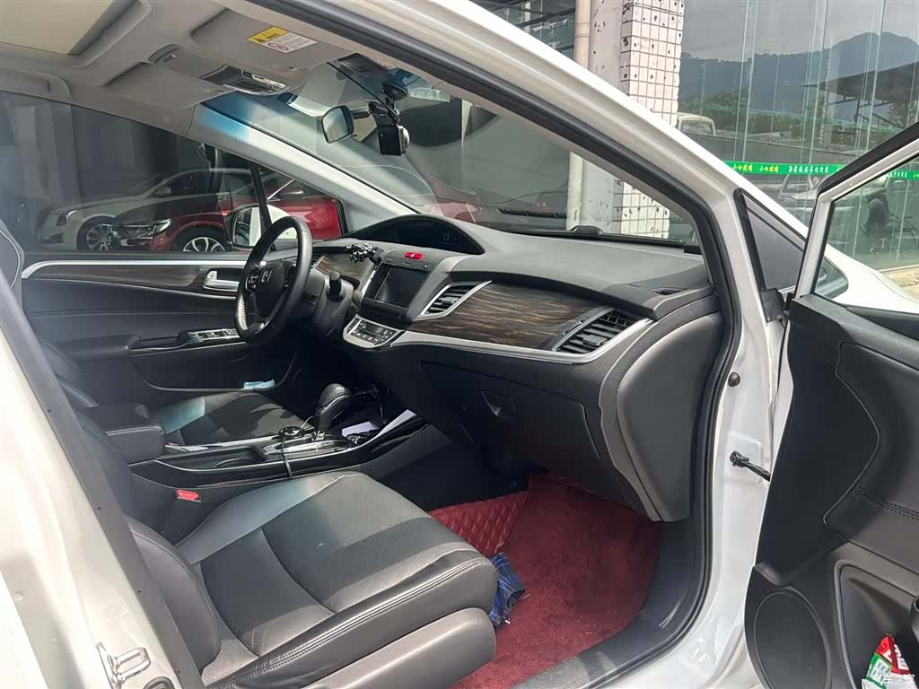 Honda Jade, 2017 9