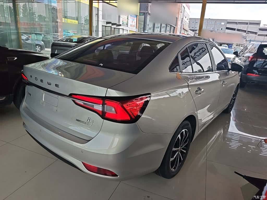 Roewe i5, 2021 7