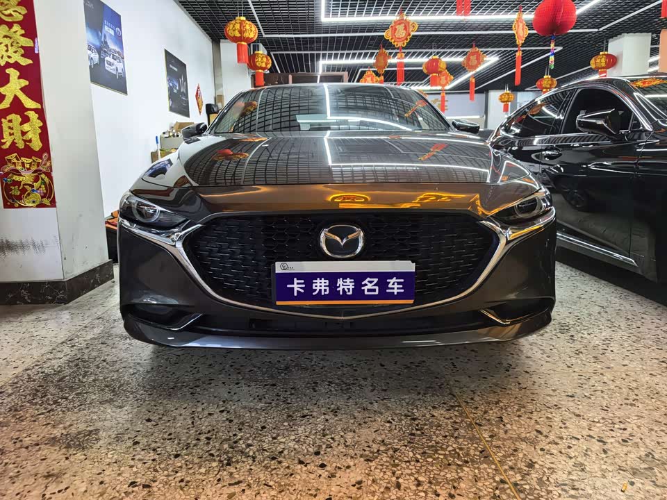 Mazda 3 Angkesaila