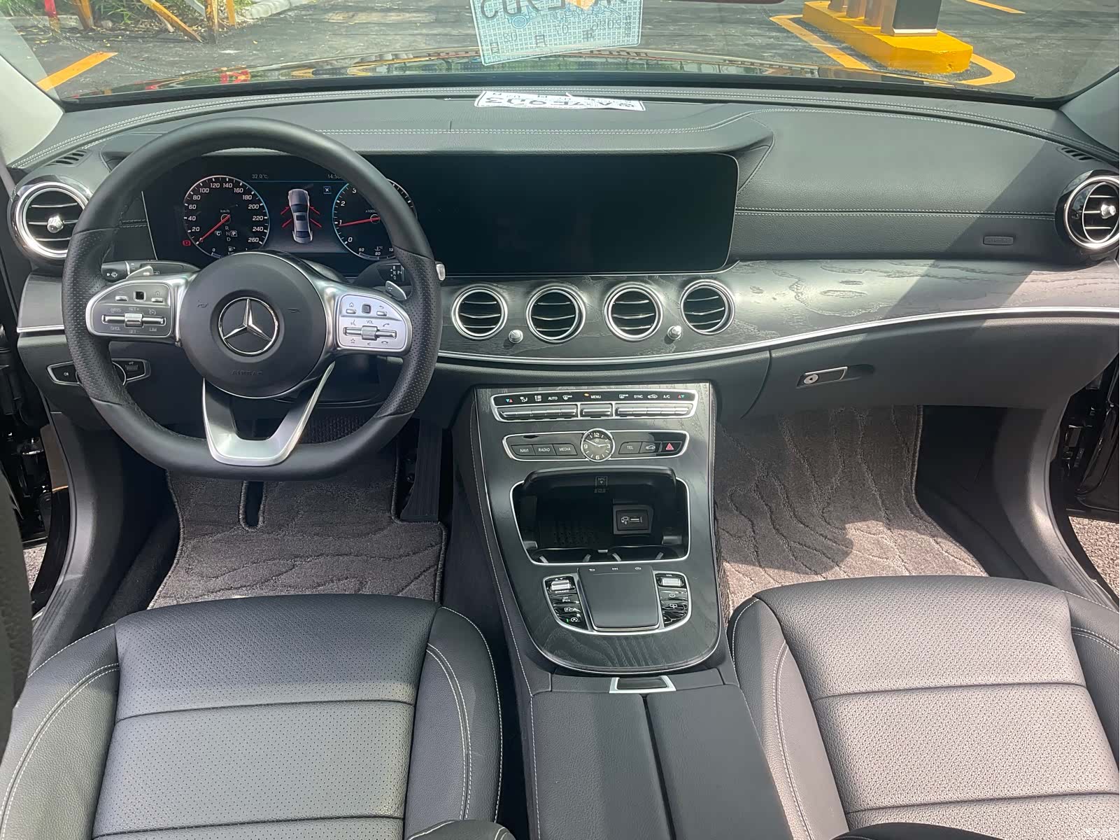 Mercedes-Benz E-Class, 2019 10