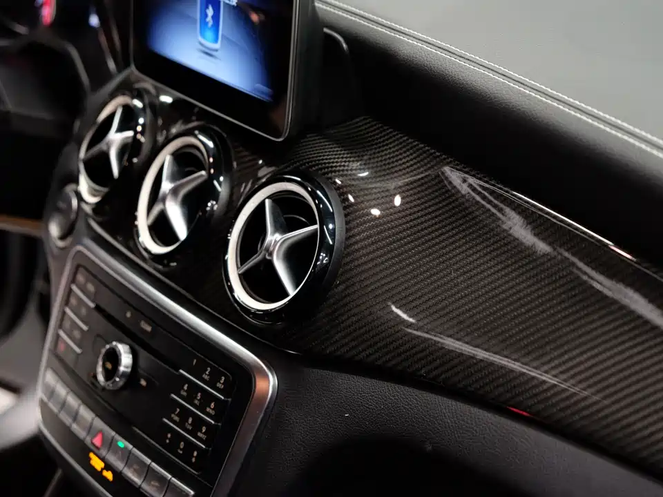 Mercedes-Benz CLA AMG