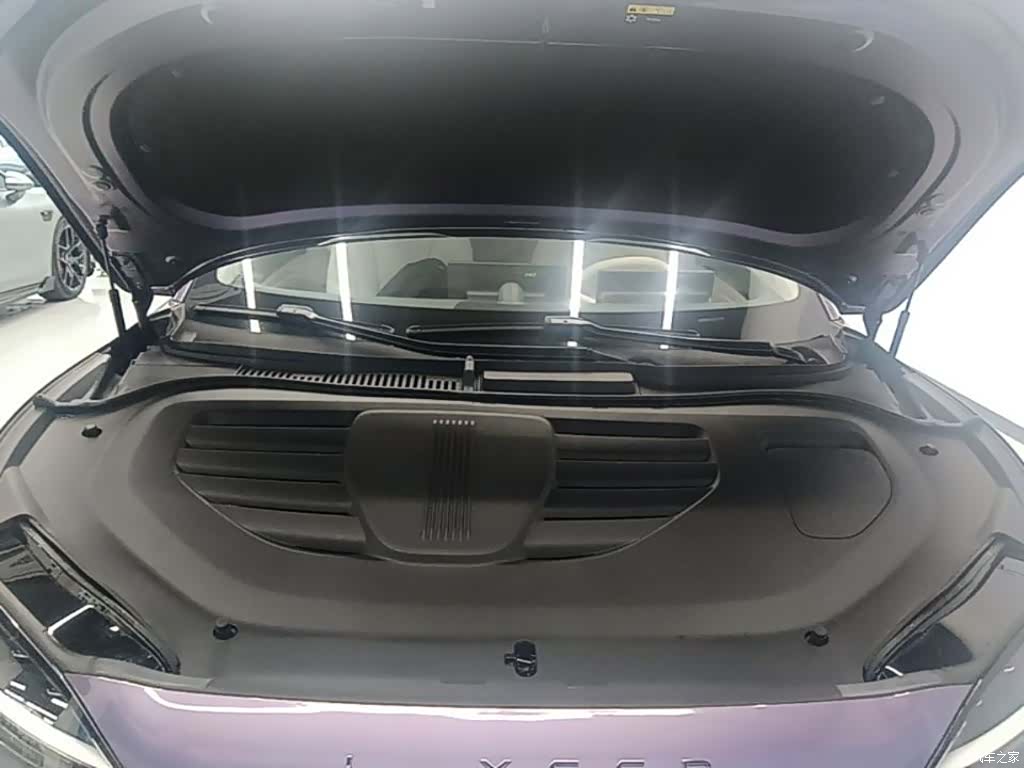 Luxeed R7, 2025 20