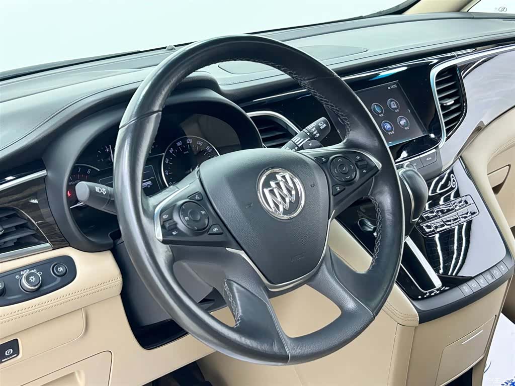 Buick GL8, 2017 21