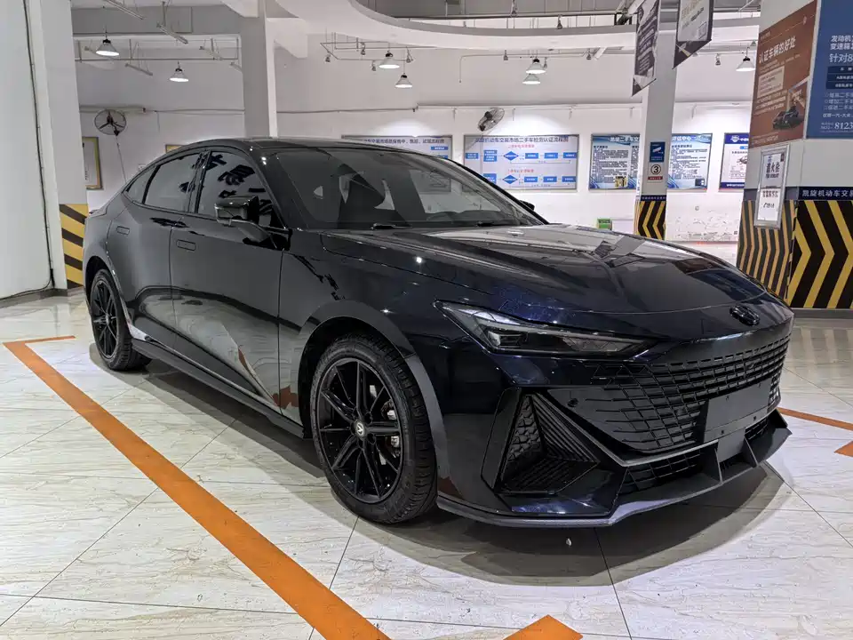 Changan UNI-V