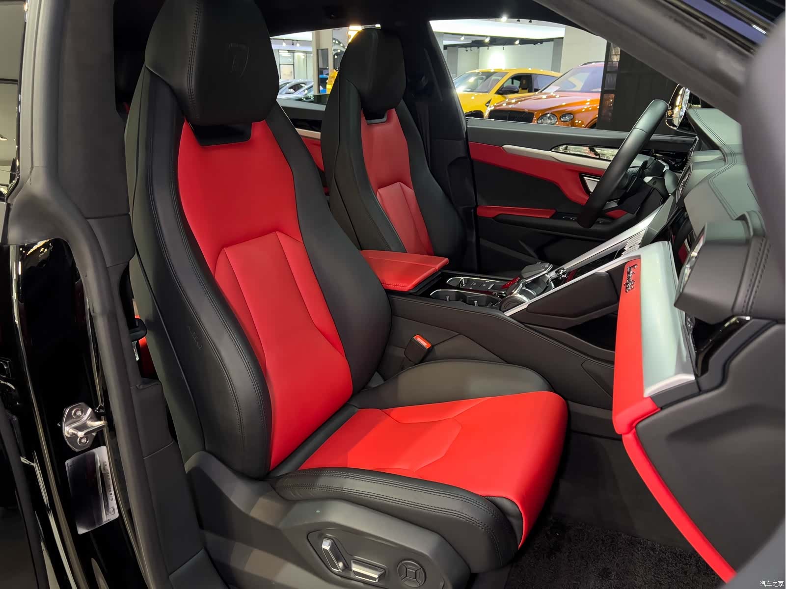 Lamborghini Urus, 2019 27