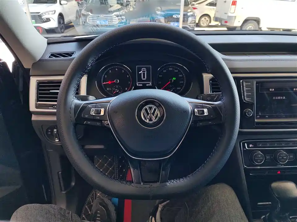 Volkswagen Tourang