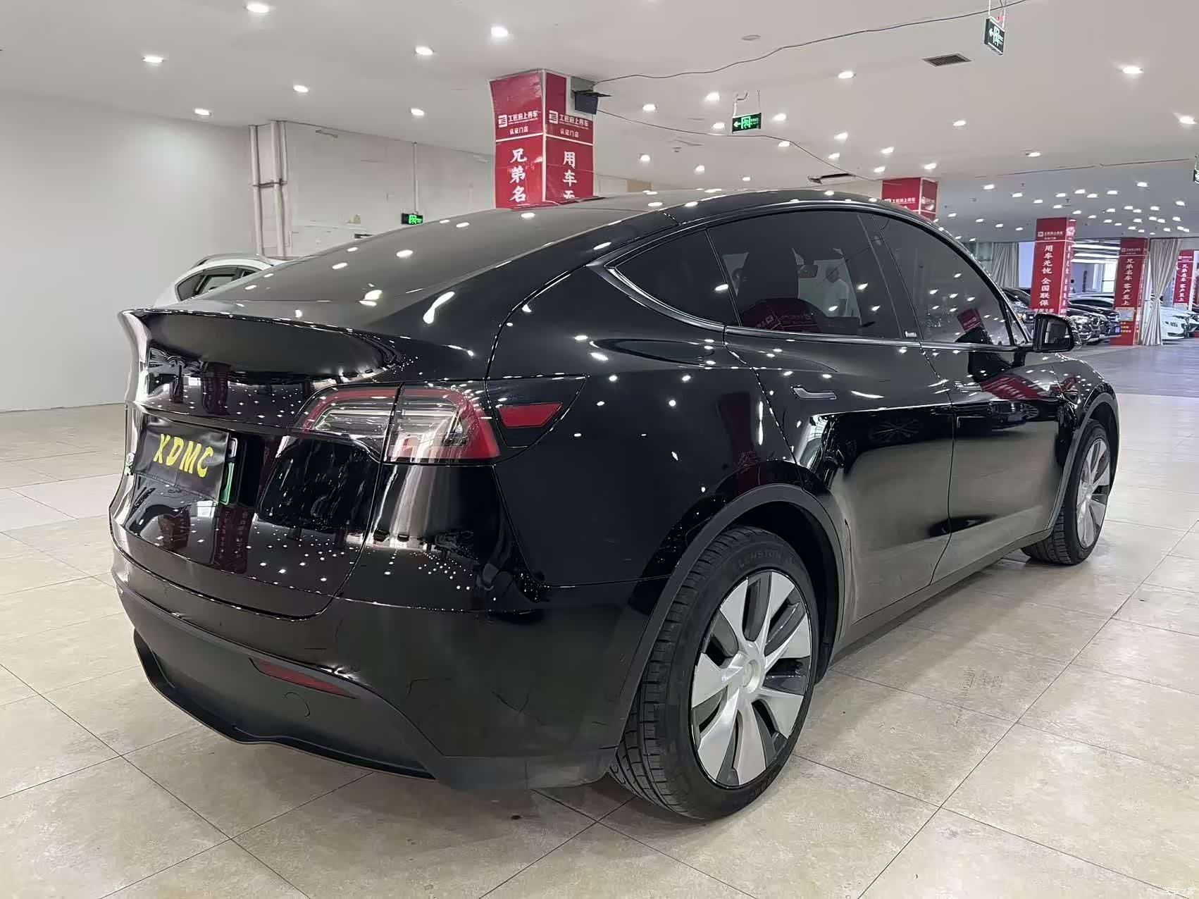 Tesla Model Y, 2023 7