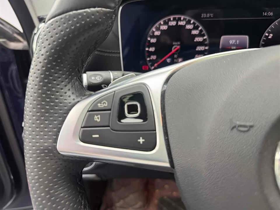 Mercedes-Benz E-class Mercedes-Benz E-class