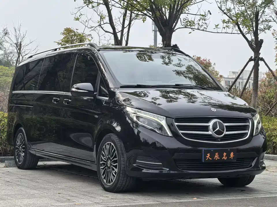 Mercedes-Benz V-class