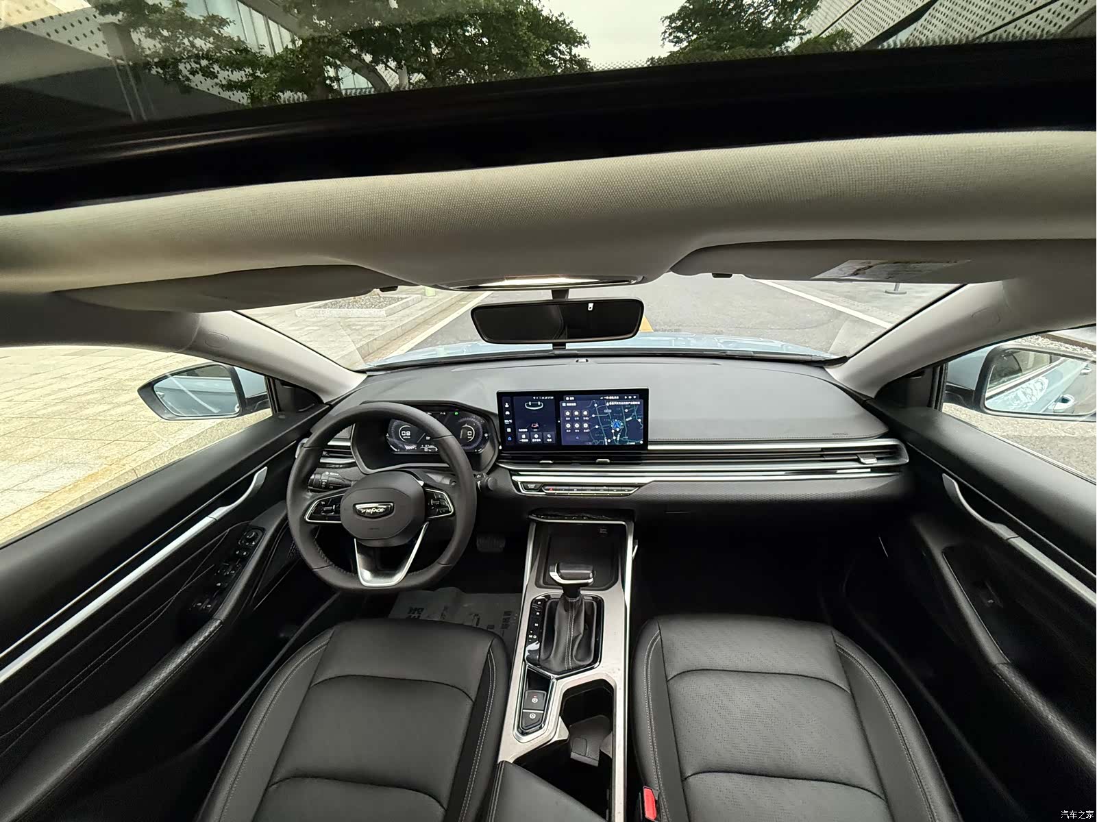 Geely Emgrand, 2023 12