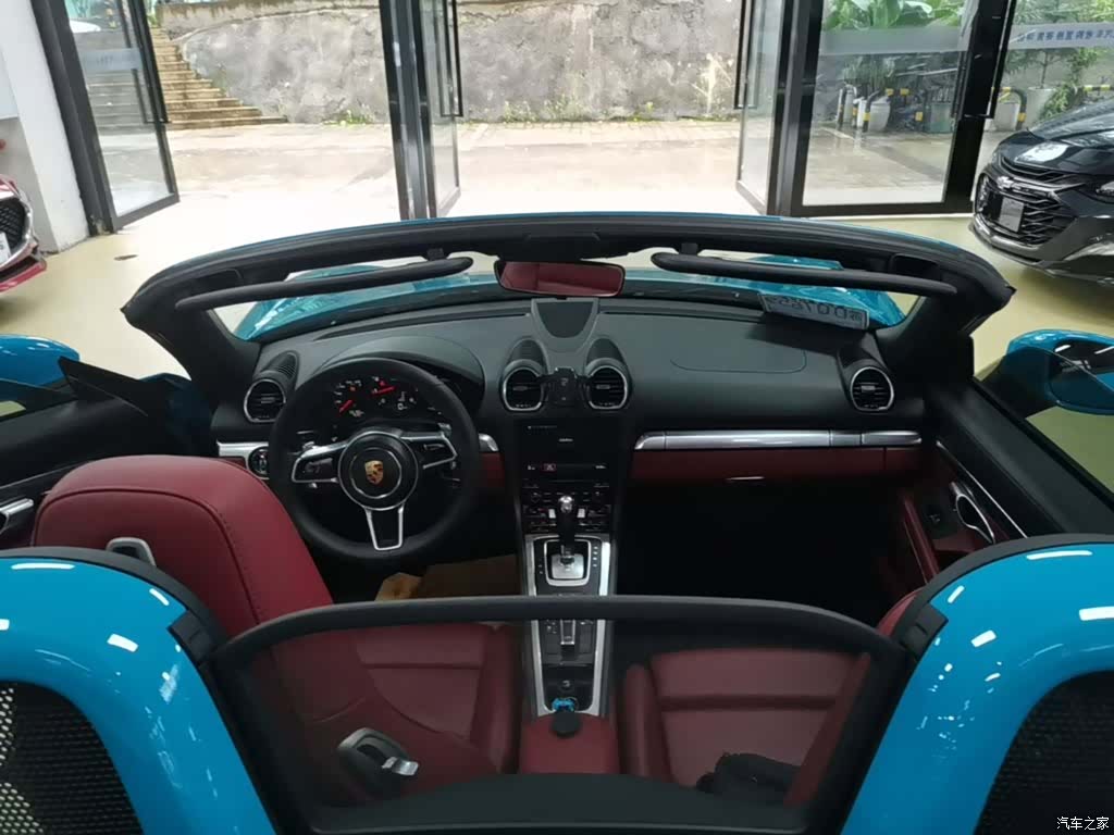 Porsche Boxster, 2018 10