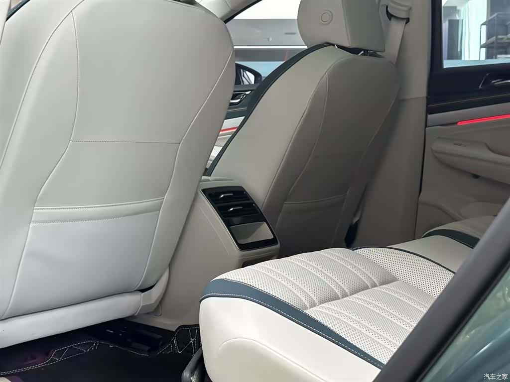 Volkswagen ID.7, 2026 4
