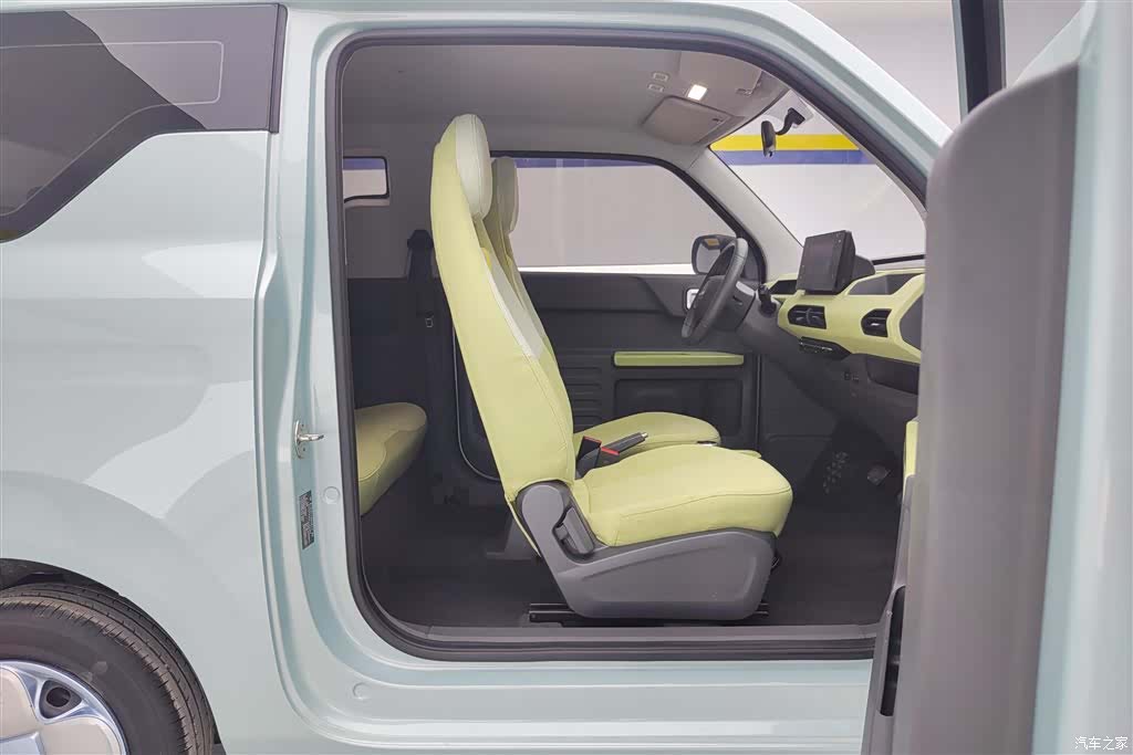 Geely Panda, 2024 8