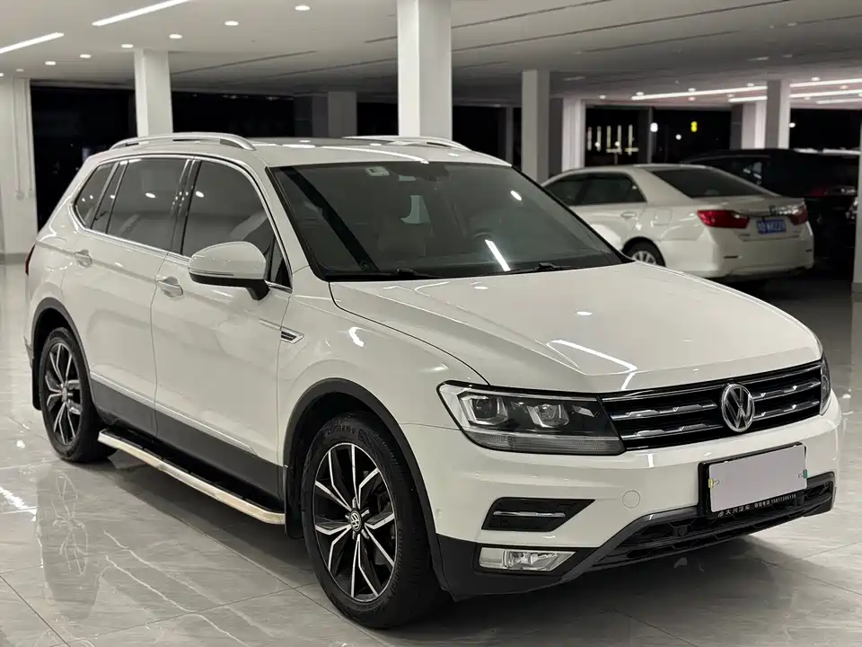 Volkswagen Tiguan L