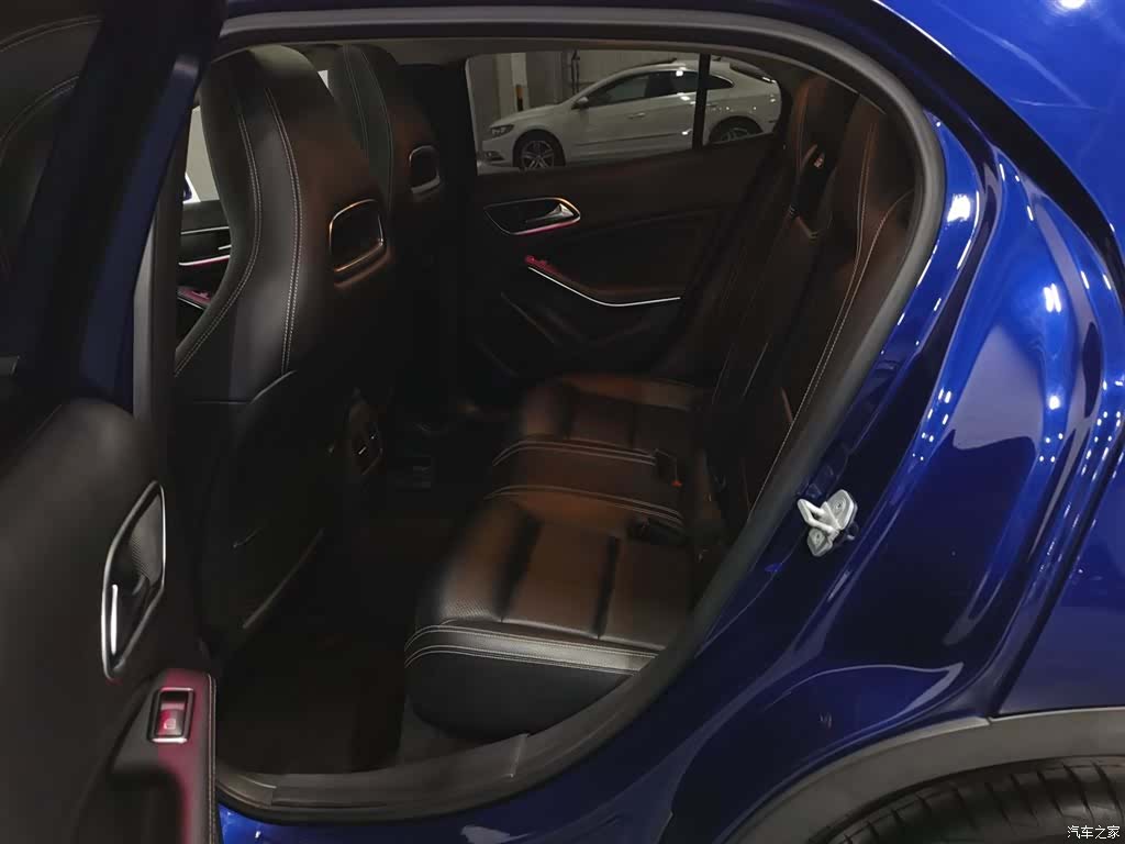 Mercedes-Benz GLA, 2018 15