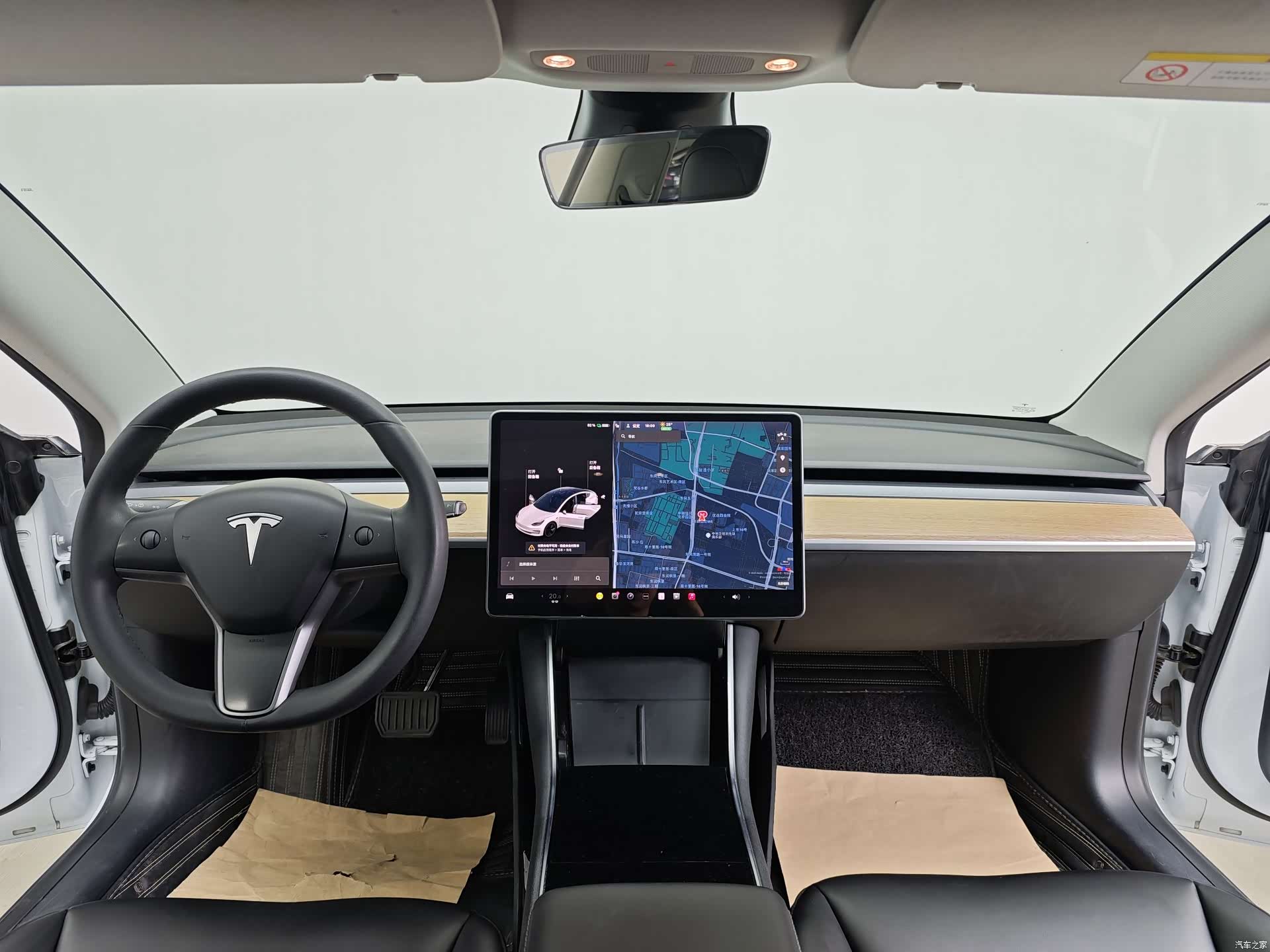 Tesla Model 3, 2020 14