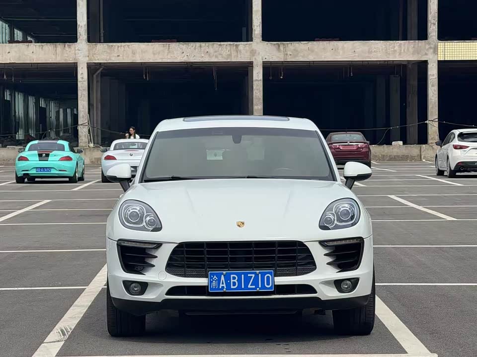 Porsche Macan Porsche Macan