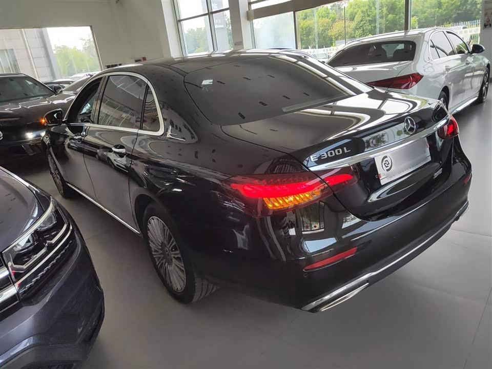 Mercedes-Benz E-class Mercedes-Benz E-class