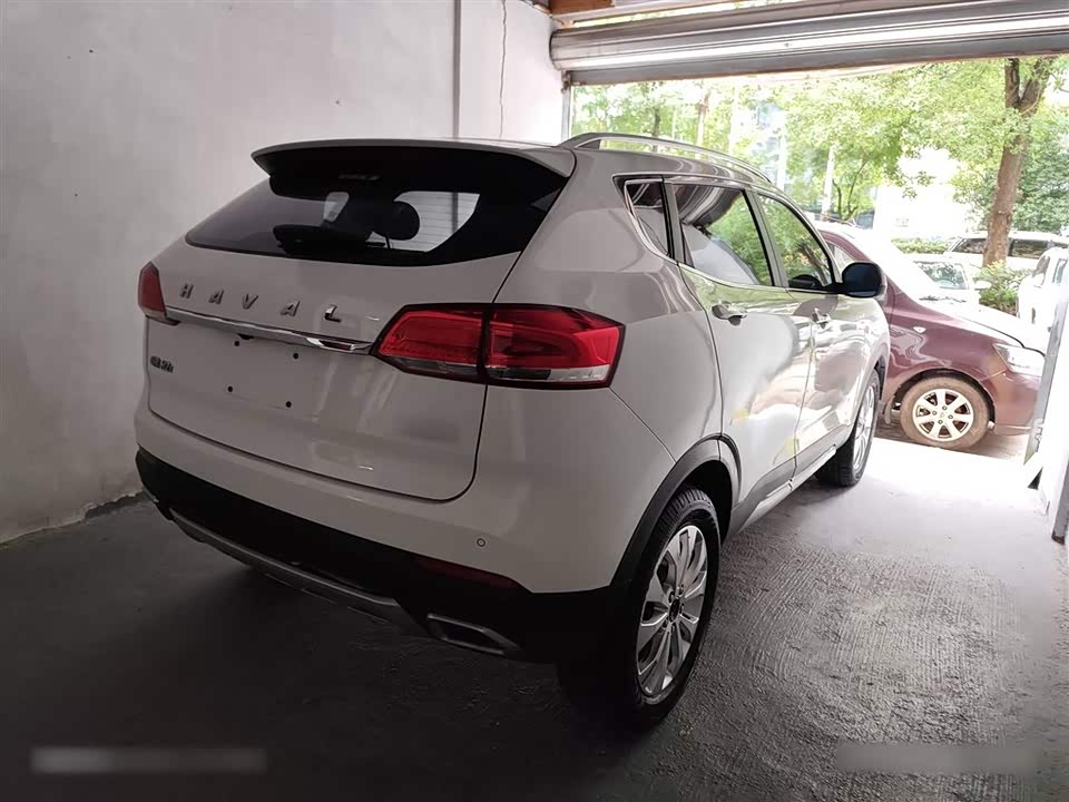 Haval H2s