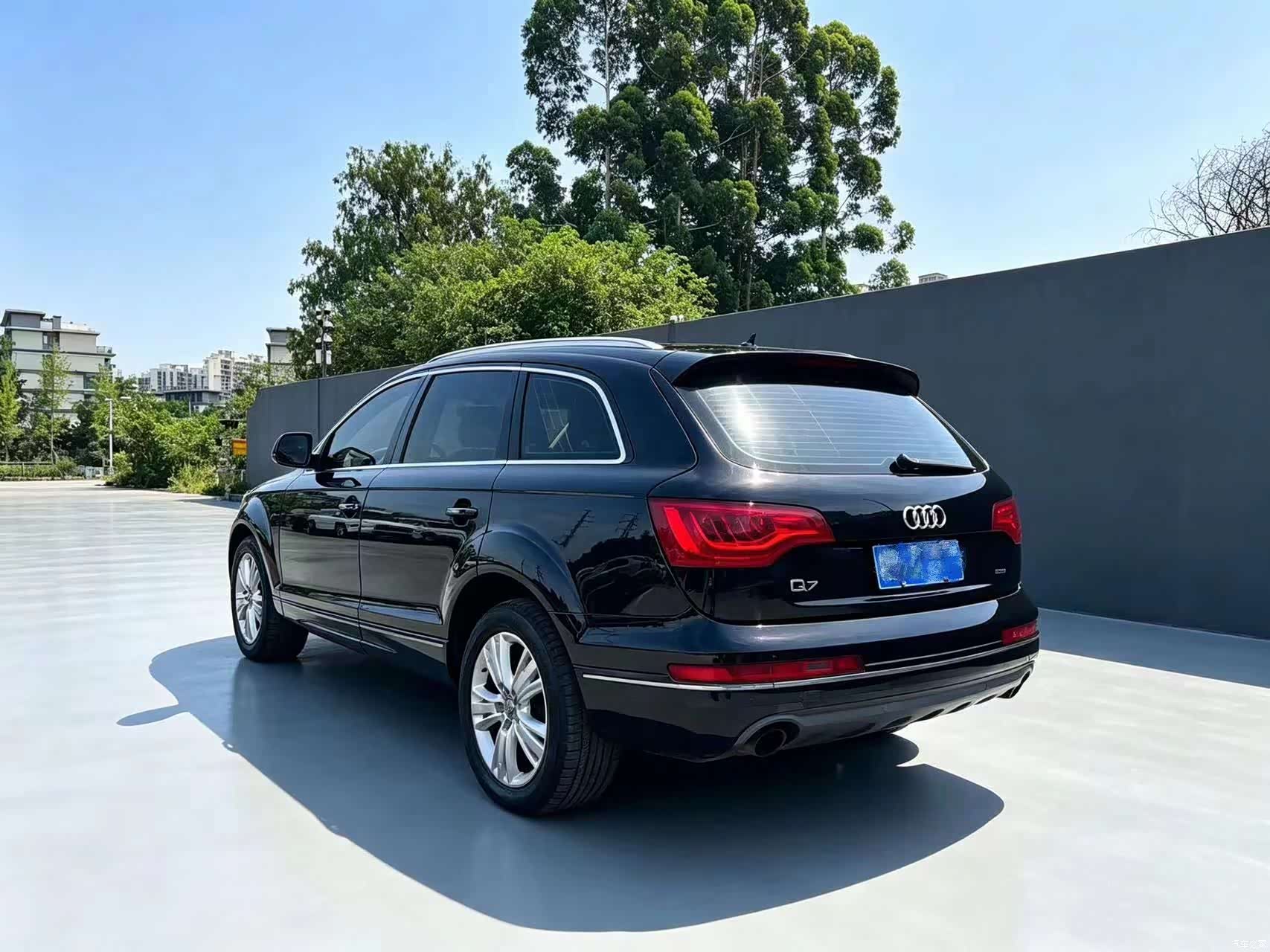 Audi Q7, 2011 6