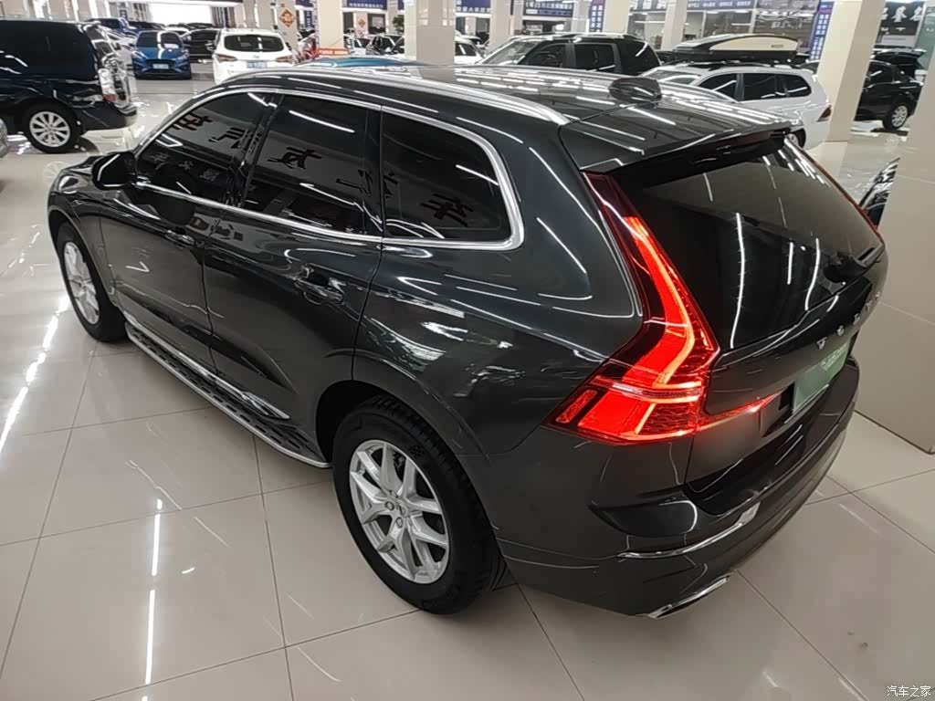 Volvo XC60, 2021 все фото