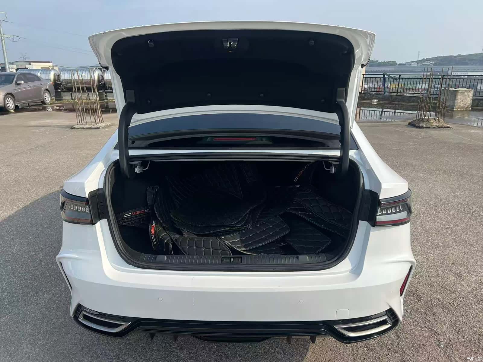 Chery Arrizo 8, 2024 17