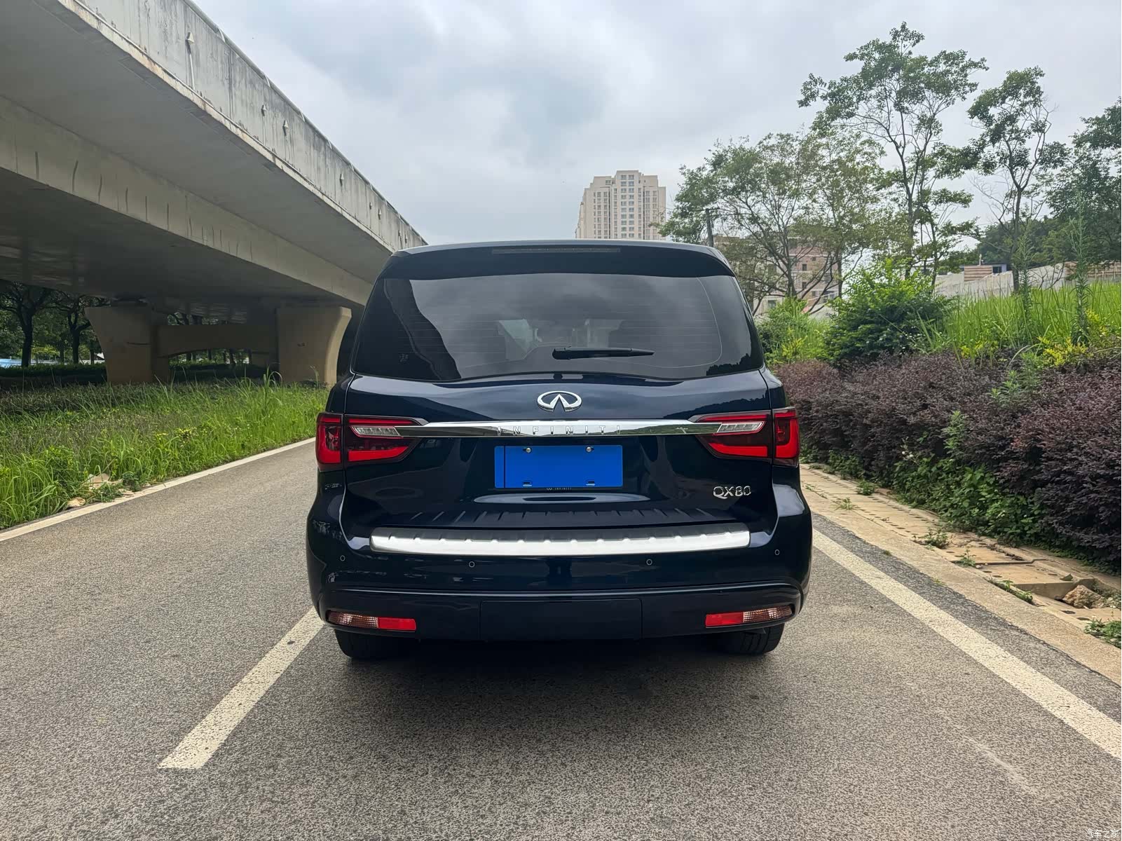Infiniti QX80, 2019 10