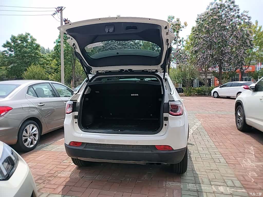 Jeep Compass, 2017 16