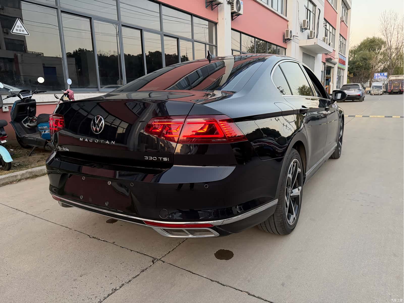 Volkswagen Magotan, 2023 18