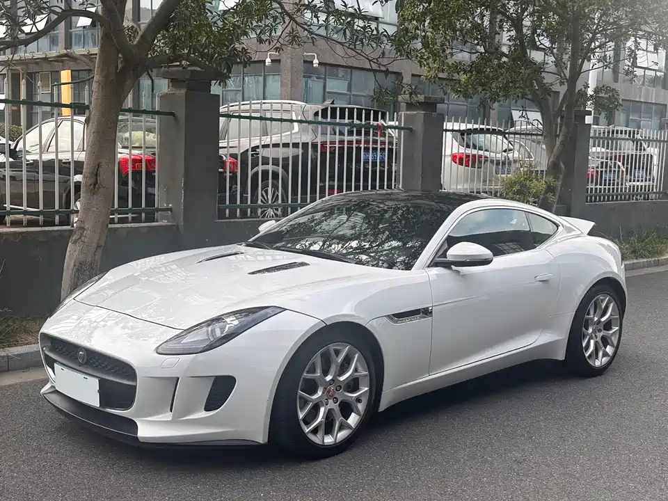 Jaguar F-TYPE