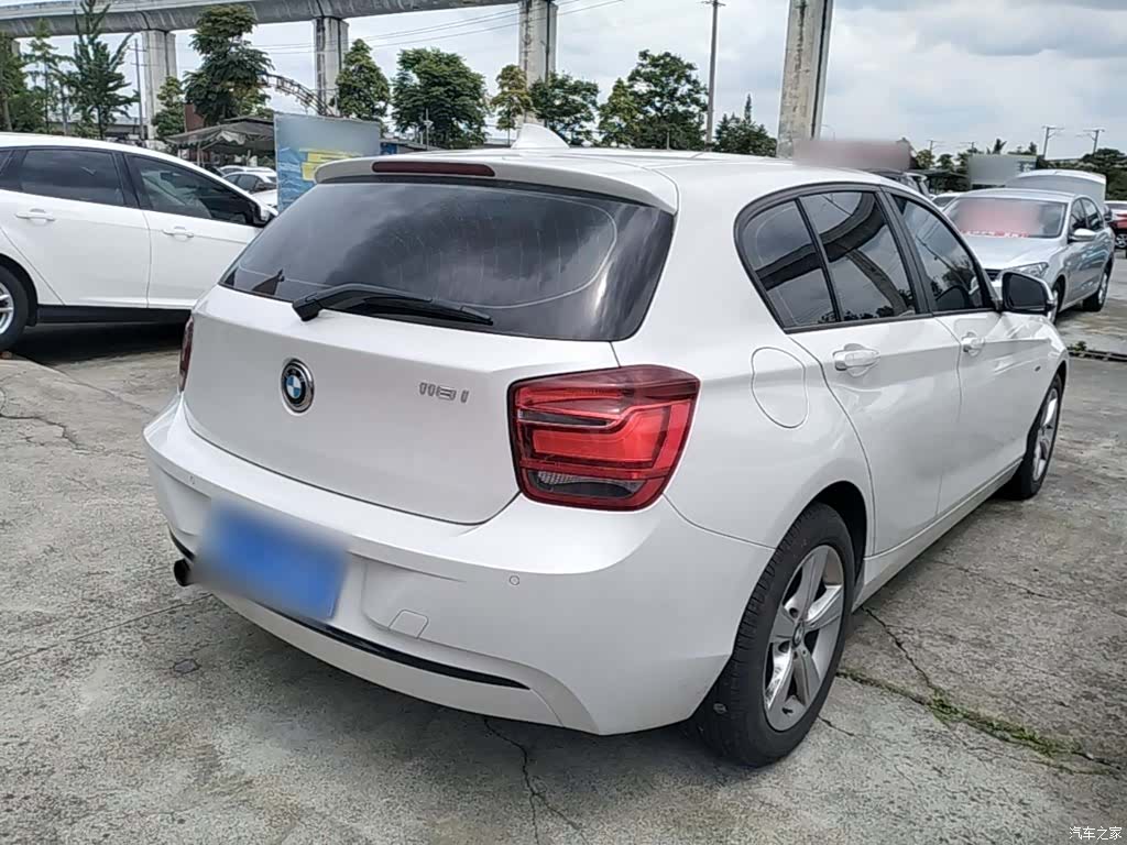 BMW 1 Series, 2015 все фото