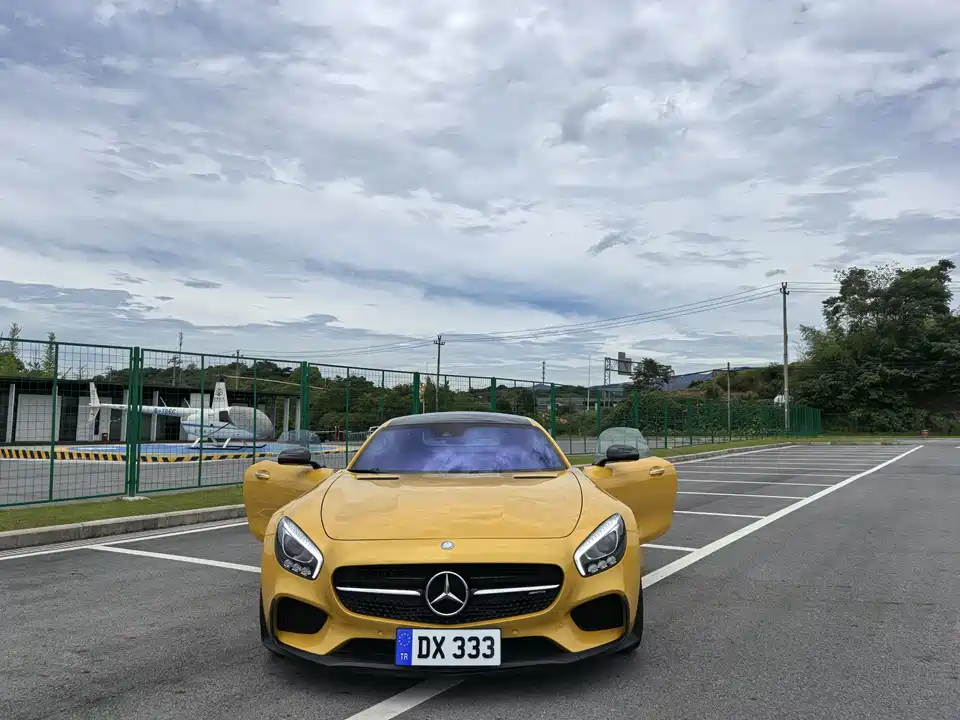 Mercedes-Benz AMG GT Mercedes-Benz AMG GT