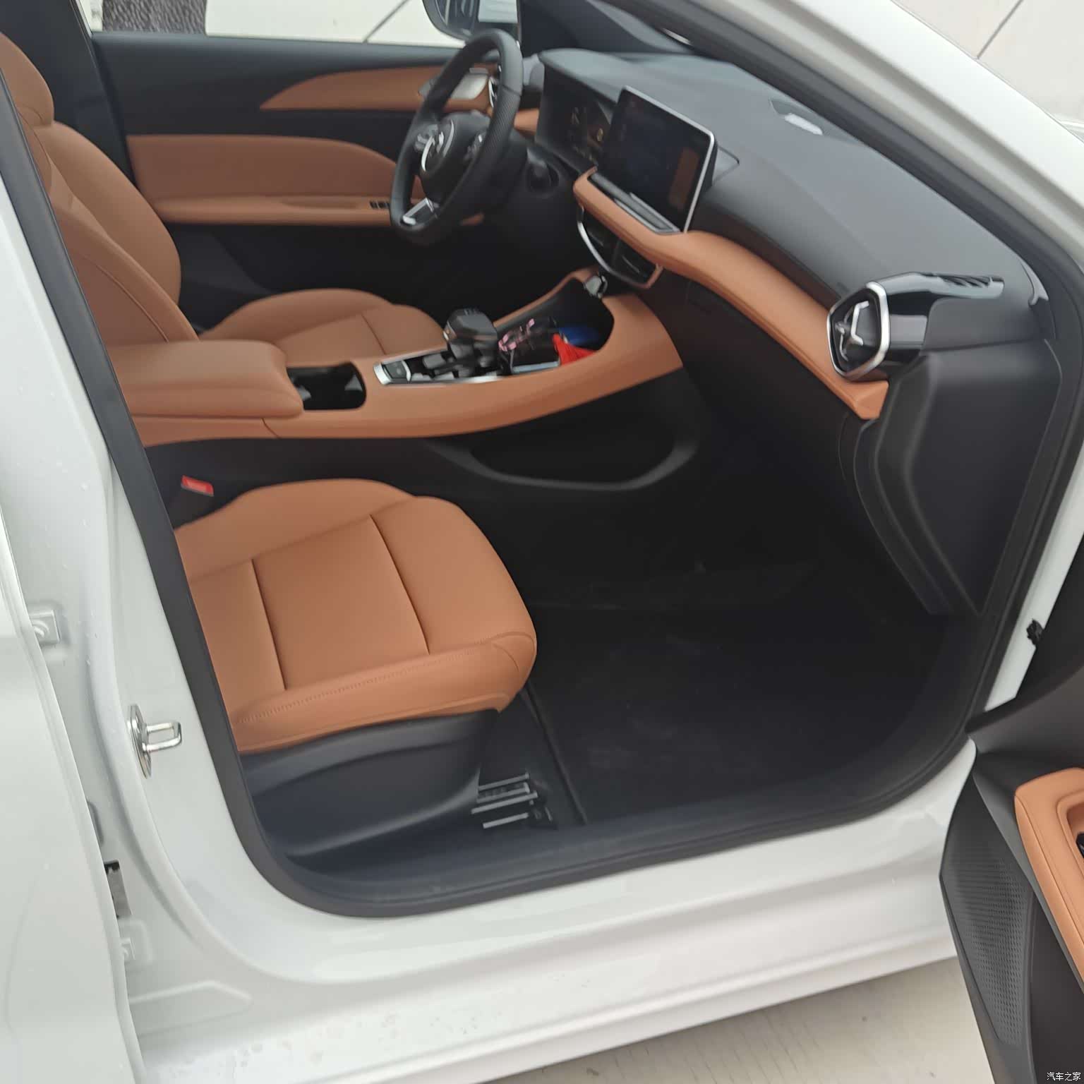 MG MG5, 2026 7