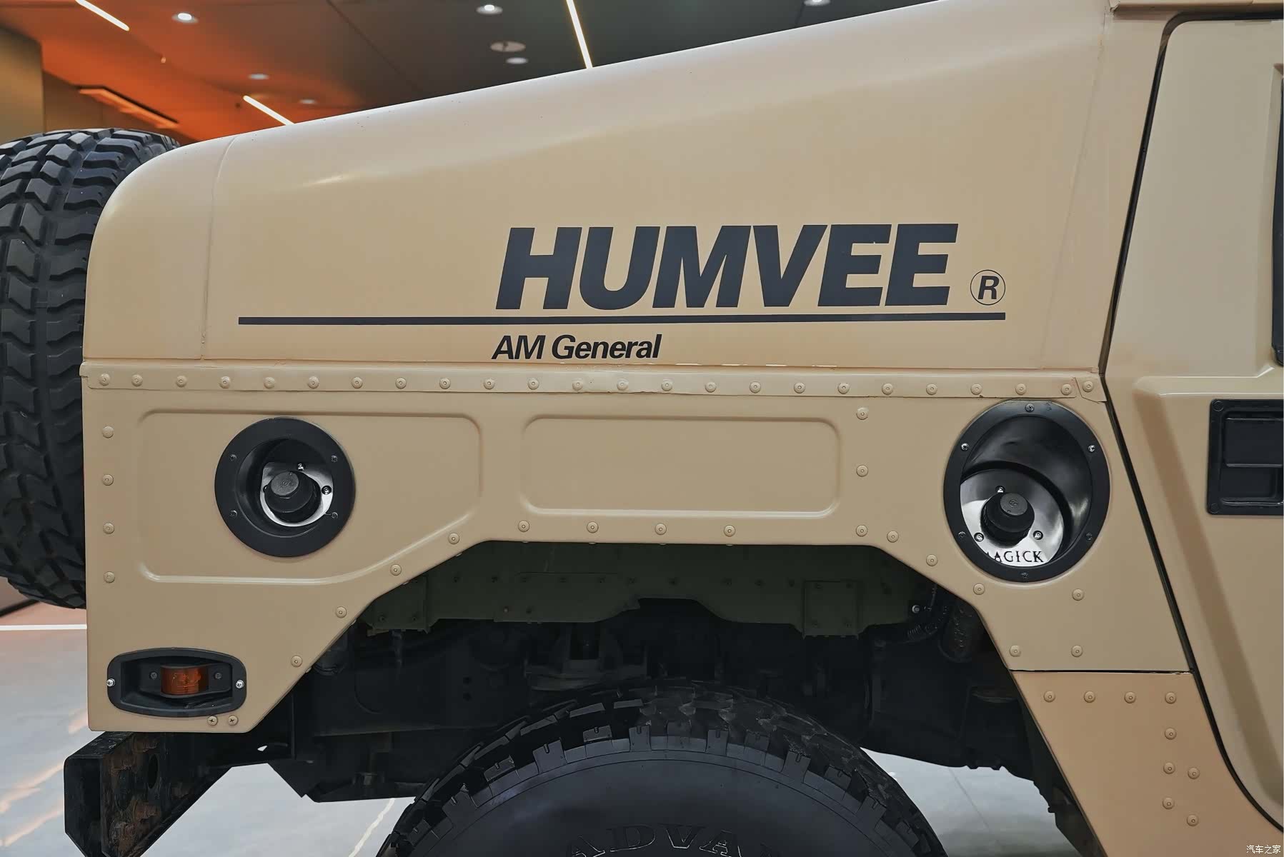 Hummer H1, 2017 16