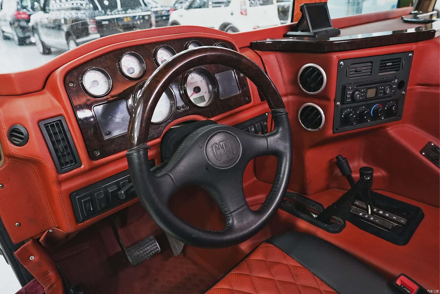 Hummer H1, 2017 7
