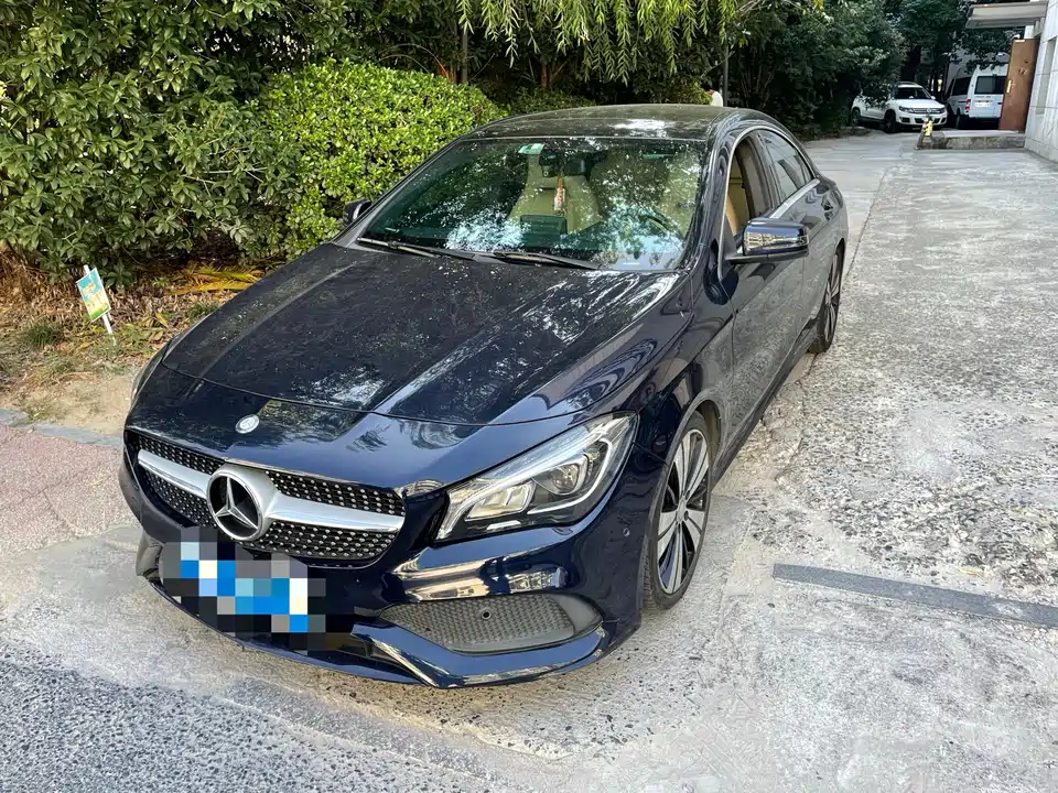Mercedes-Benz CLA