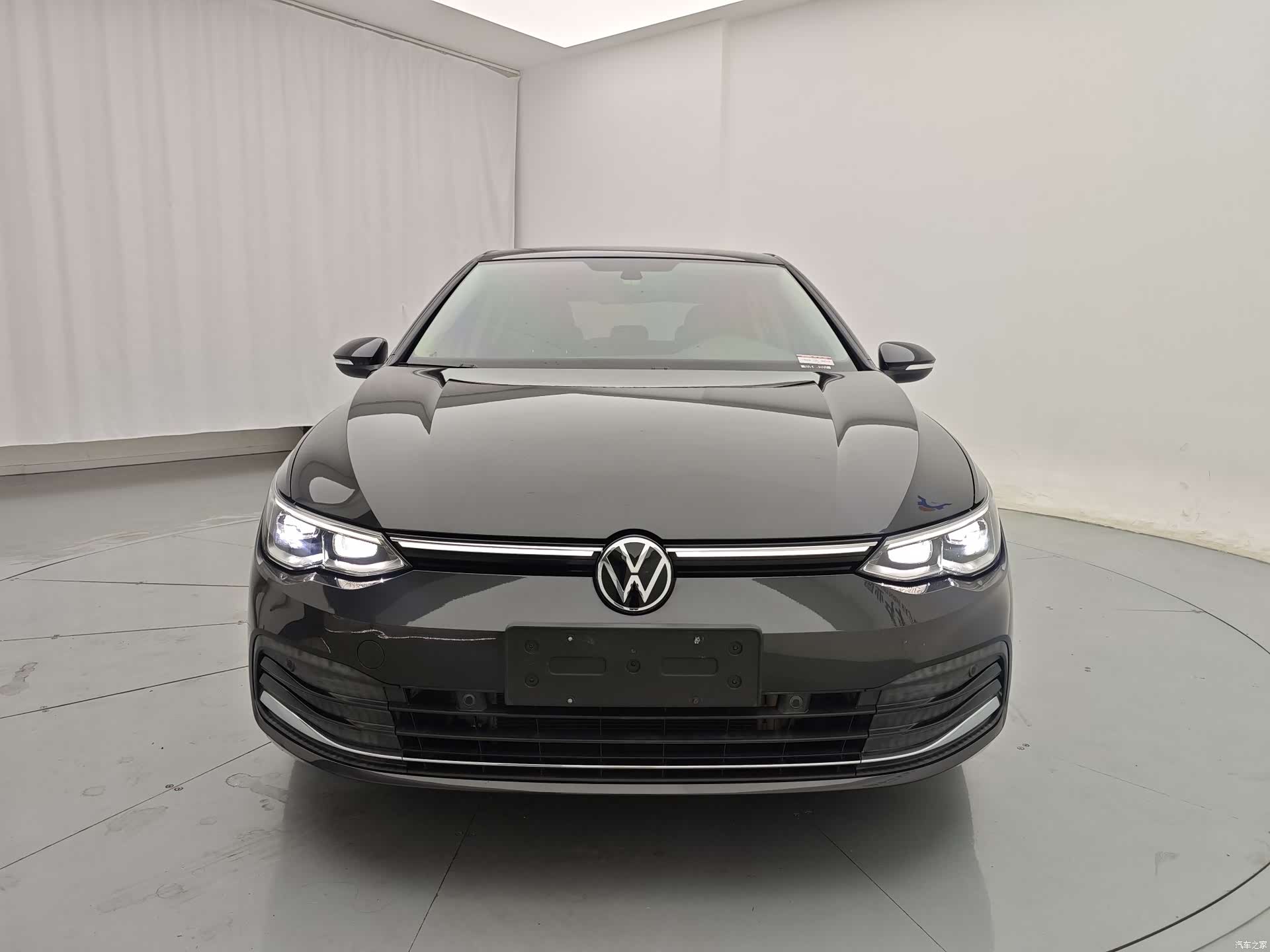 Volkswagen Golf, 2021 3