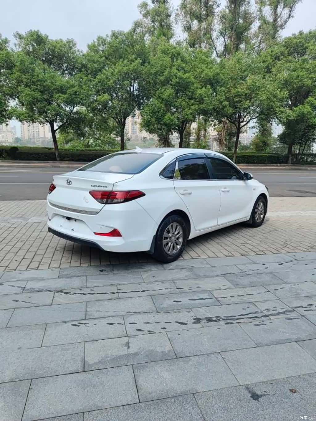 Hyundai GL, 2018 все фото