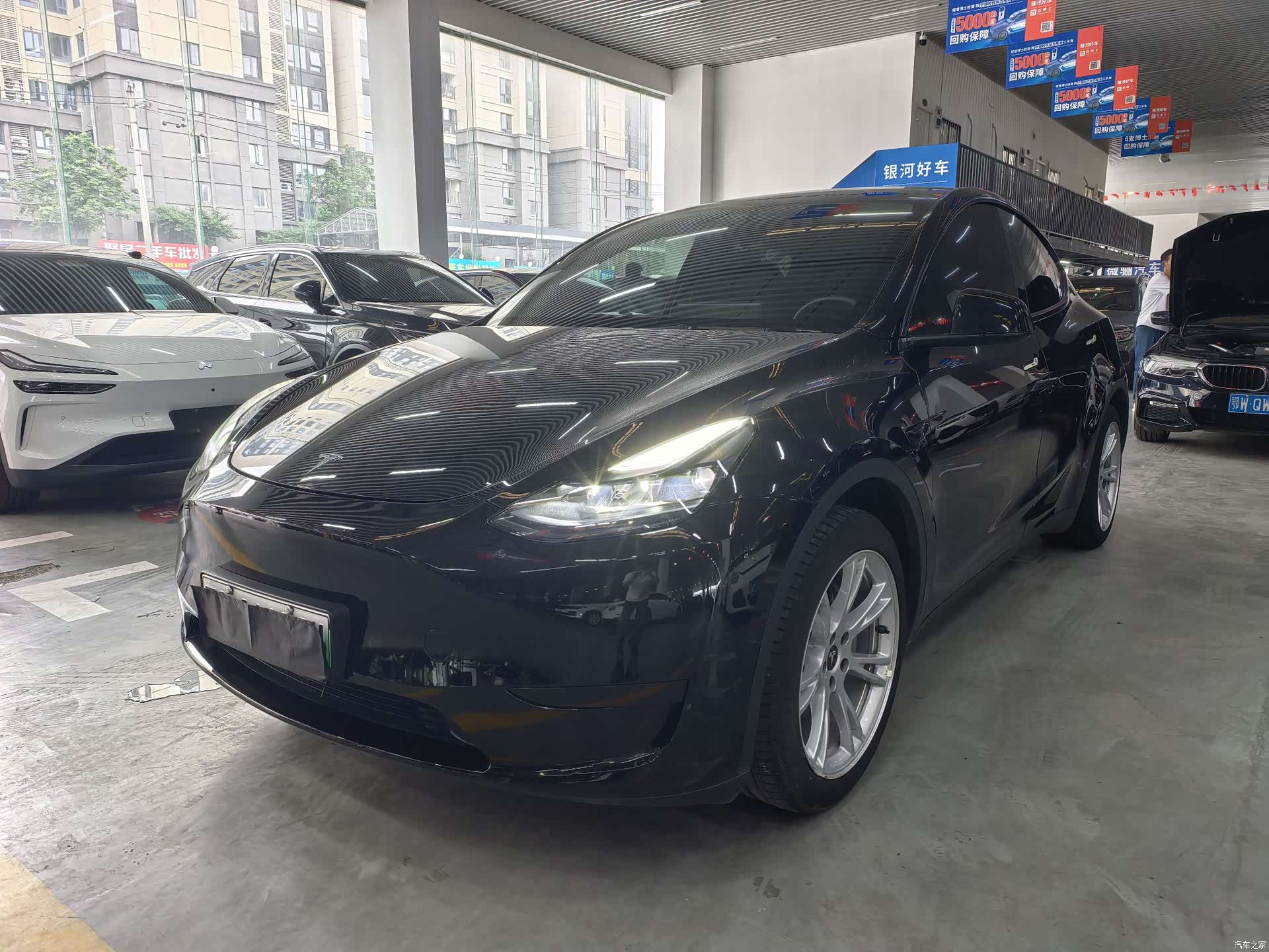 Tesla Model Y, 2023 1