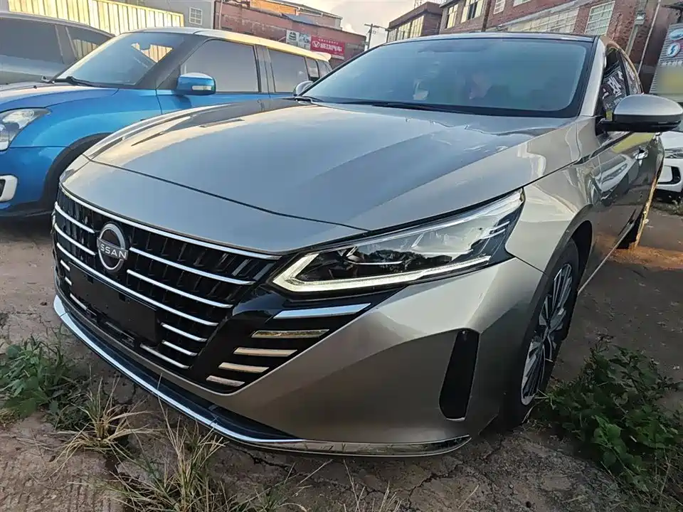 Nissan Teana