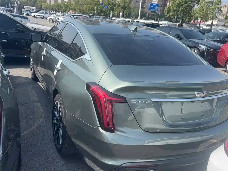 Cadillac CT5