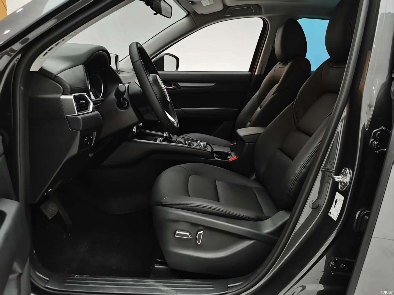 Mazda CX-5, 2021 22