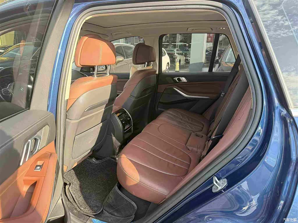 BMW X5, 2019 все фото