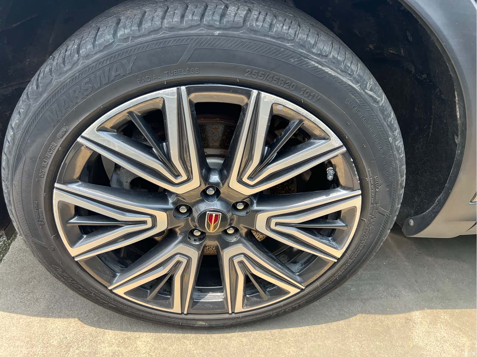 Hongqi HS5, 2019 8