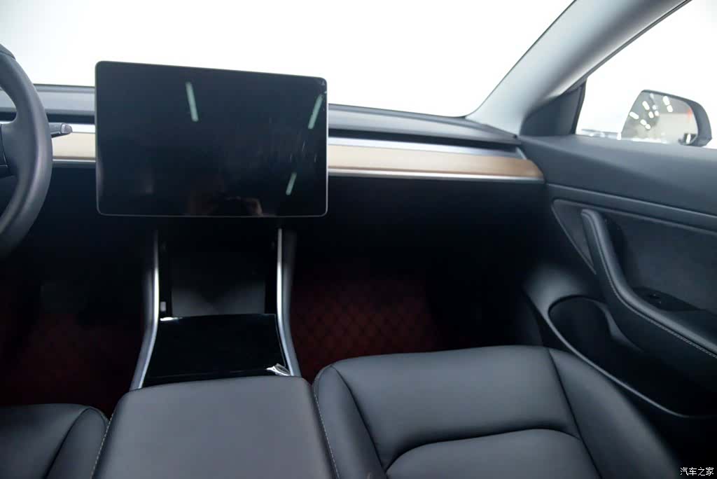 Tesla Model 3, 2020 12